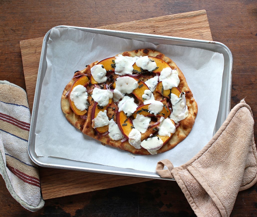 Naan Pizza with Peaches, Basil, and Fresh Mozzarella - Easy to make and healthy, Naan bread is topped with peaches, basil, and fresh mozzarella. Delicious!
